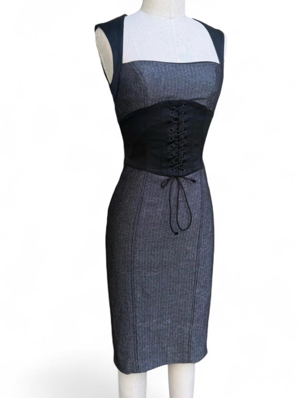 Bebé Y2K corset dress tweed gray wool blend sleeveless bustier Size 2 lace up